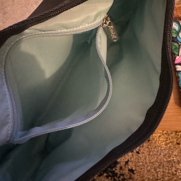 Rare NWOT Lesportsac Hawaii Colleen Wilcox 2 pc Shoulder bag and pouch set - Picture 5 of 6